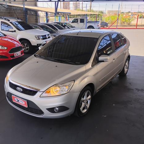 FORD Focus Hatch 1.6 4P FLEX GL, Foto 3