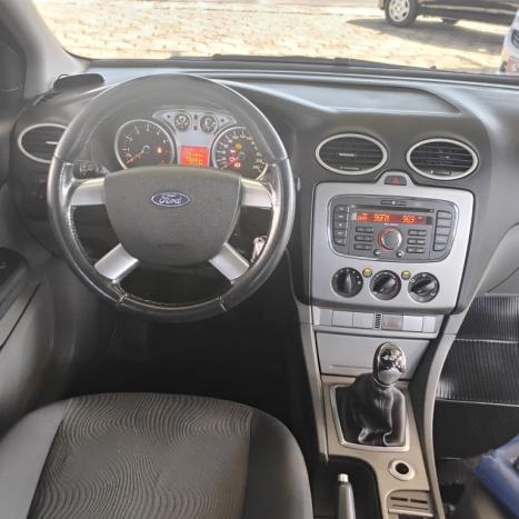 FORD Focus Hatch 1.6 4P FLEX GL, Foto 8
