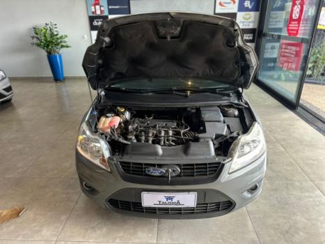 FORD Focus Hatch 1.6 16V 4P SE PLUS FLEX, Foto 17
