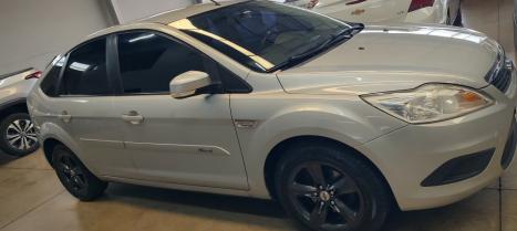FORD Focus Hatch 1.6 4P, Foto 2