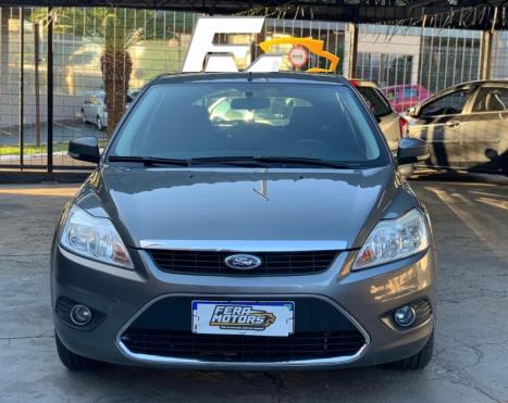 FORD Focus Hatch 1.6 16V 4P SE PLUS FLEX, Foto 3