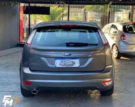FORD Focus Hatch 1.6 16V 4P SE PLUS FLEX, Foto 5