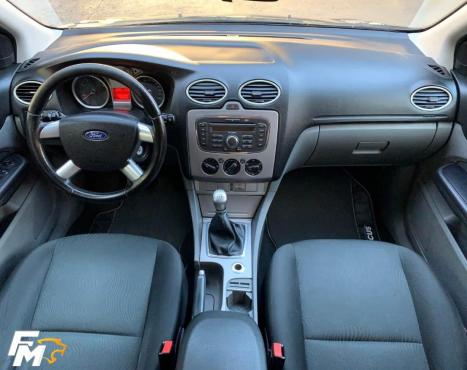 FORD Focus Hatch 1.6 16V 4P SE PLUS FLEX, Foto 7