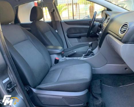 FORD Focus Hatch 1.6 16V 4P SE PLUS FLEX, Foto 8