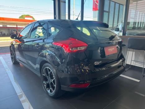 FORD Focus Hatch 1.6 16V 4P SE FLEX, Foto 6
