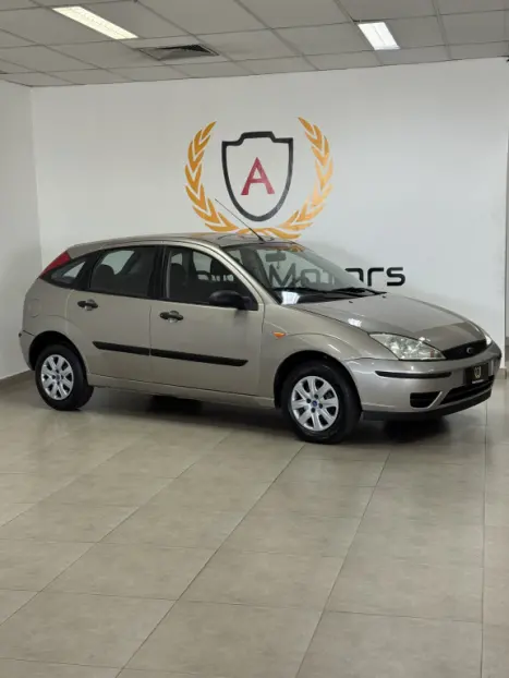 FORD Focus Hatch 1.6 16V 4P FLEX GL, Foto 3