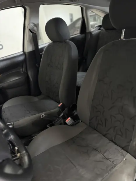FORD Focus Hatch 1.6 16V 4P FLEX GL, Foto 6