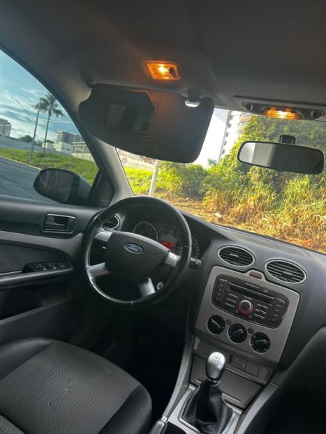 FORD Focus Hatch 1.6 16V 4P SE PLUS FLEX, Foto 11