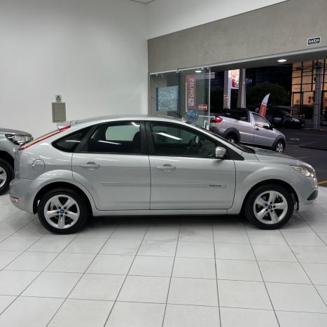 FORD Focus Hatch 1.6 16V 4P FLEX S, Foto 5