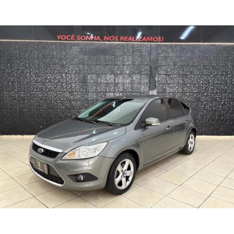 FORD Focus Hatch 1.6 4P GLX, Foto 3