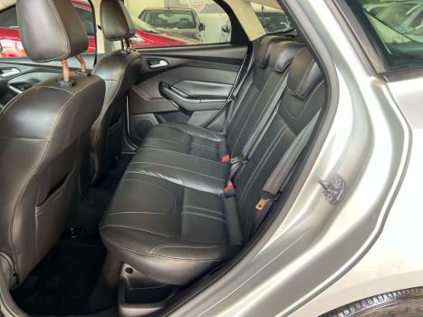 FORD Focus Hatch 1.6 16V 4P SE PLUS FLEX, Foto 13