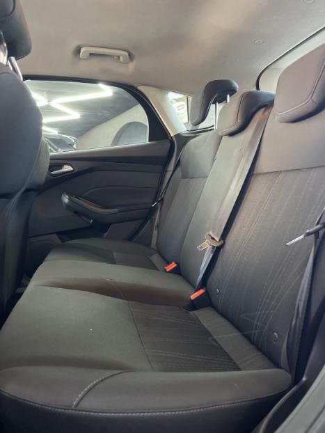 FORD Focus Hatch 1.6 16V 4P SE FLEX, Foto 10