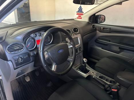 FORD Focus Hatch 1.6 4P GLX FLEX, Foto 2