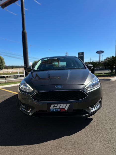 FORD Focus Hatch 1.6 16V 4P SE PLUS FLEX, Foto 6