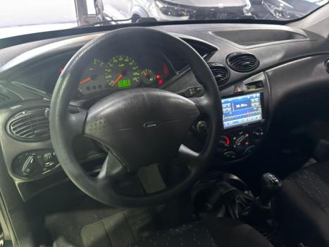 FORD Focus Hatch 1.6 4P FLEX GL, Foto 8