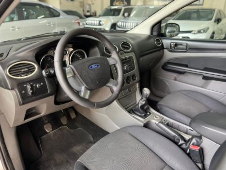 FORD Focus Hatch 1.6 4P GLX FLEX, Foto 6
