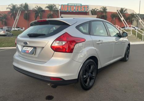 FORD Focus Hatch 1.6 4P GLX FLEX, Foto 8