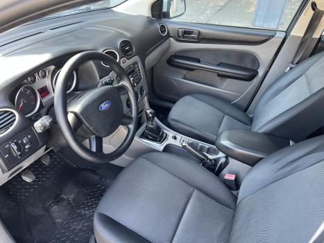 FORD Focus Hatch 1.6 4P GLX FLEX, Foto 9
