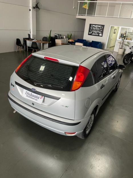 FORD Focus Hatch 1.6 16V 4P SE FLEX, Foto 9