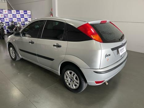 FORD Focus Hatch 1.6 16V 4P SE FLEX, Foto 10
