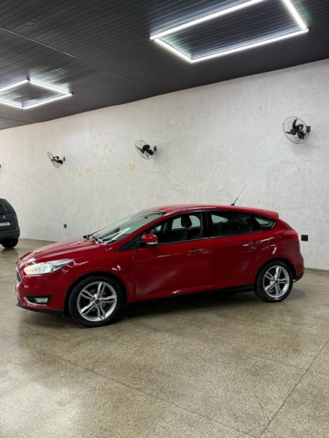 FORD Focus Hatch 1.6 16V 4P SE PLUS FLEX, Foto 11