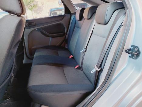 FORD Focus Hatch 1.6 4P FLEX GL, Foto 10
