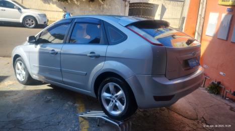FORD Focus Hatch 1.6 4P GLX FLEX, Foto 2