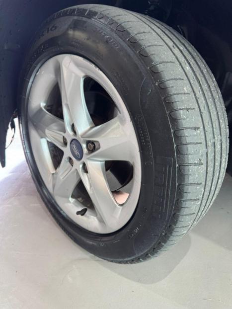 FORD Focus Hatch 1.6 4P, Foto 11