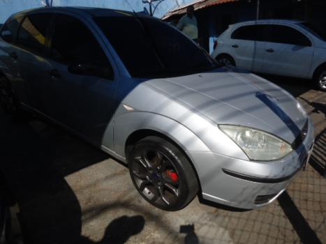 FORD Focus Hatch 1.6 4P GL, Foto 2