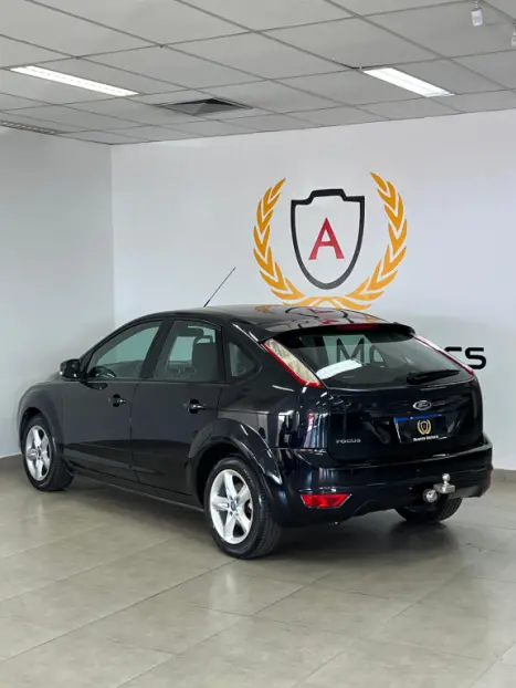 FORD Focus Hatch 1.6 4P, Foto 6