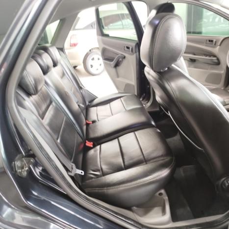 FORD Focus Hatch 1.6 16V 4P FLEX GL, Foto 8