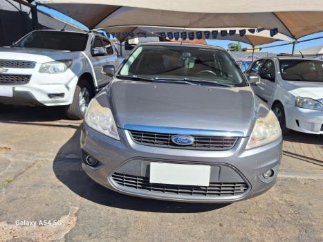 FORD Focus Hatch 1.6 4P GLX, Foto 5