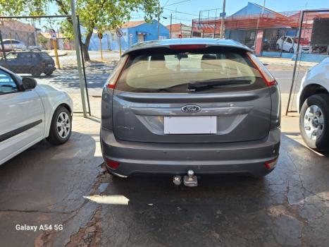 FORD Focus Hatch 1.6 4P GLX, Foto 6