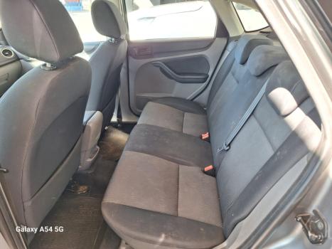 FORD Focus Hatch 1.6 4P GLX, Foto 8