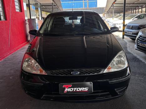 FORD Focus Hatch 1.6 4P GL, Foto 2