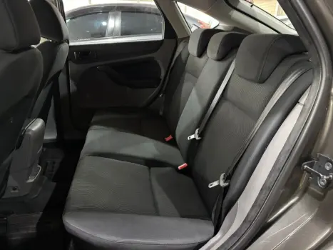 FORD Focus Hatch 1.6 16V 4P FLEX GL, Foto 10