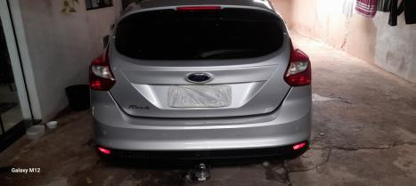 FORD Focus Hatch 1.6 16V 4P SE PLUS FLEX, Foto 1