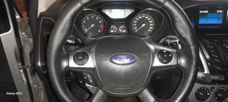 FORD Focus Hatch 1.6 16V 4P SE PLUS FLEX, Foto 4