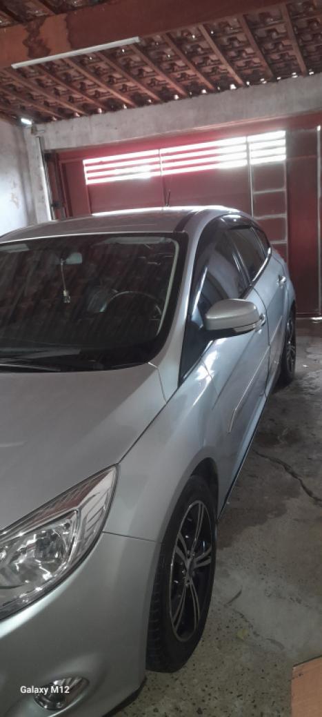 FORD Focus Hatch 1.6 16V 4P SE PLUS FLEX, Foto 8