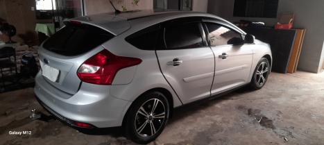 FORD Focus Hatch 1.6 16V 4P SE PLUS FLEX, Foto 9