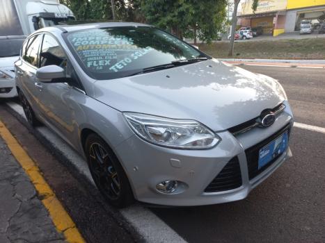 FORD Focus Hatch 2.0 16V 4P TITANIUM PLUS FLEX, Foto 8