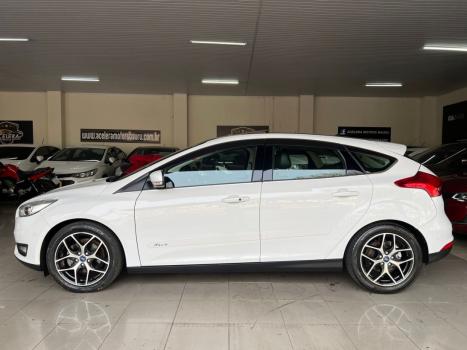 FORD Focus Hatch 2.0 16V 4P TITANIUM PLUS FLEX, Foto 13