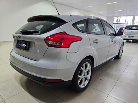 FORD Focus Hatch 2.0 16V 4P SE PLUS DIRECT, Foto 5