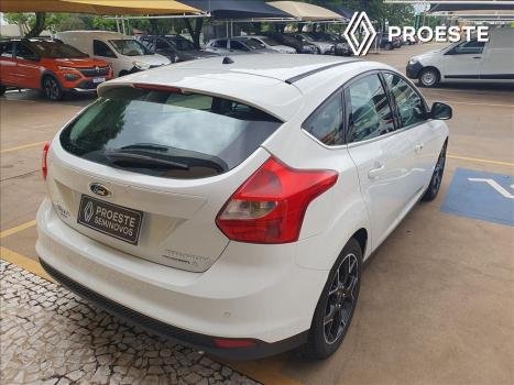 FORD Focus Hatch 2.0 16V 4P TITANIUM PLUS FLEX, Foto 7