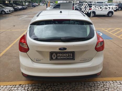 FORD Focus Hatch 2.0 16V 4P TITANIUM PLUS FLEX, Foto 8