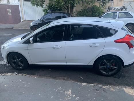 FORD Focus Hatch 2.0 16V 4P FLEX SE PLUS POWERSHIFT AUTOMTICO, Foto 3