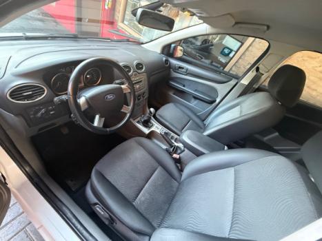 FORD Focus Hatch 2.0 16V 4P GLX FLEX, Foto 8