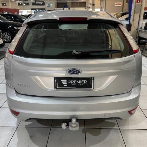 FORD Focus Hatch 2.0 16V 4P GLX, Foto 4