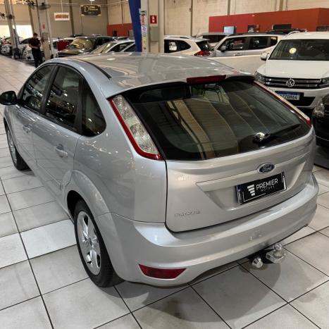 FORD Focus Hatch 2.0 16V 4P GLX, Foto 5