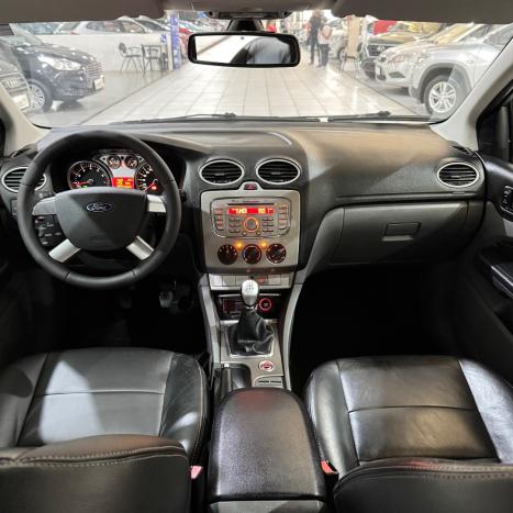 FORD Focus Hatch 2.0 16V 4P GLX, Foto 8